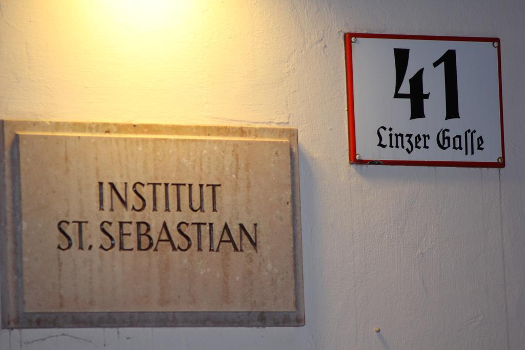 Hostel Institut St.Sebastian Solnohrad Exteriér fotografie